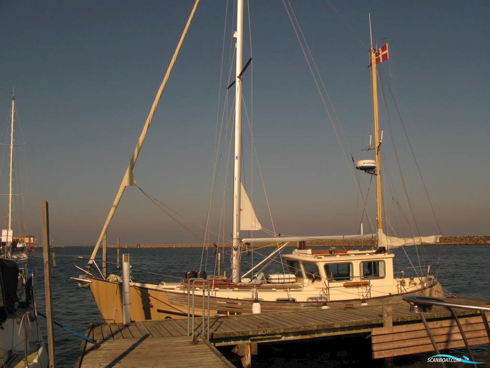 Fisher 34 Sailingboat 1978, with Vetus VH 4,80 4 Cel. engine, Denmark