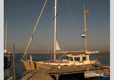 Fisher 34 Sailingboat 1978, with Vetus VH 4,80 4 cel. engine, Denmark