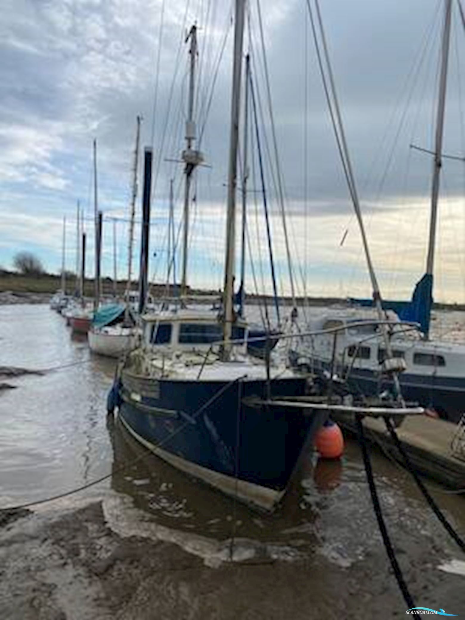 Fisher 37 Sailingboat 1977, with Ford Sabre engine, United Kingdom