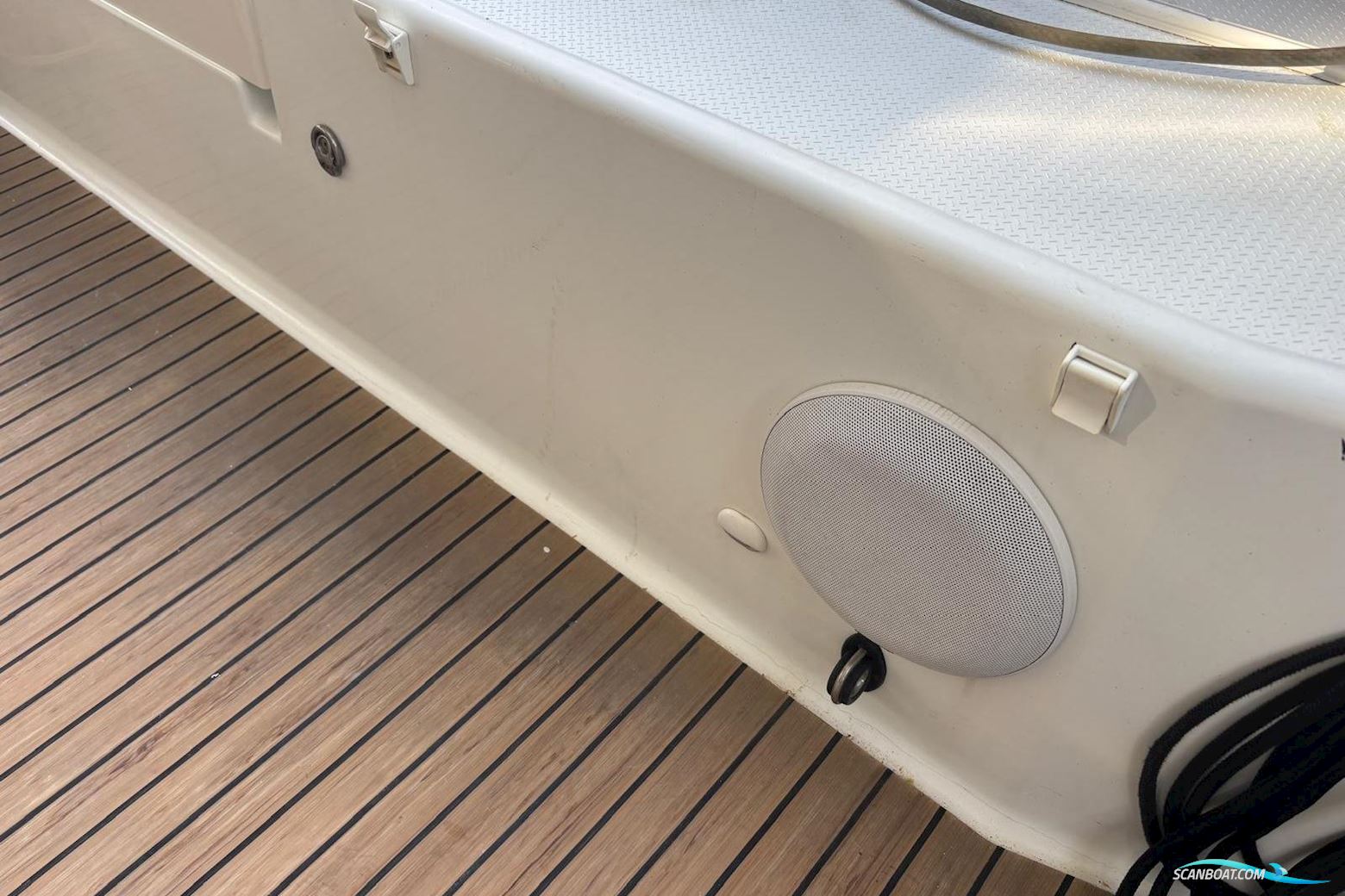 Fountaine Pajot Lucia 40