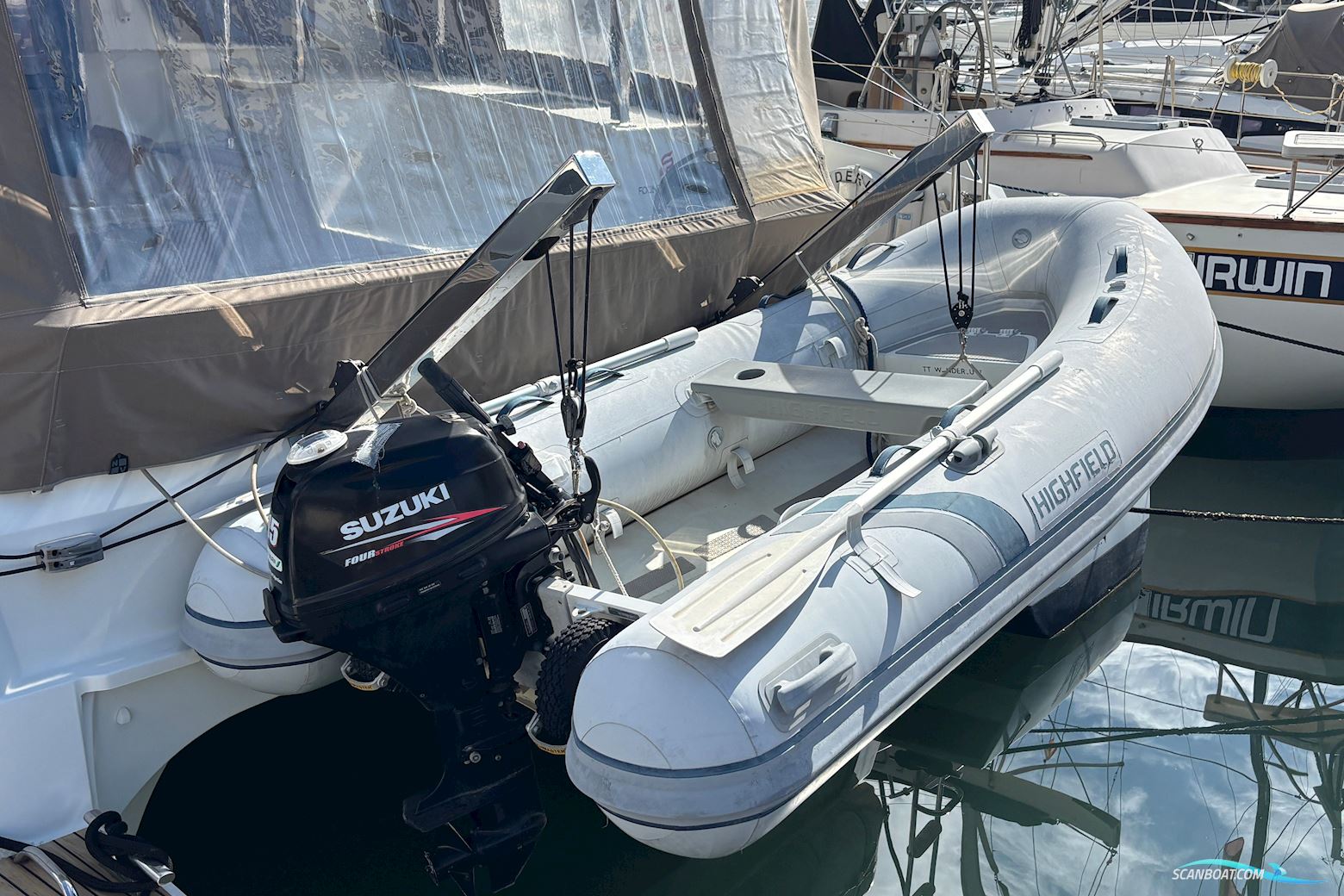 Fountaine Pajot Lucia 40