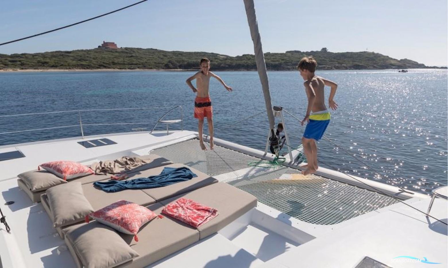 Fountaine Pajot Saona 47
