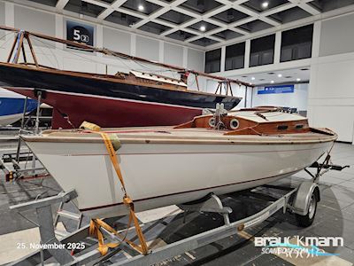 Fricke & Dannhus J 22 Sailingboat 2000, with Torqeedo engine, Germany