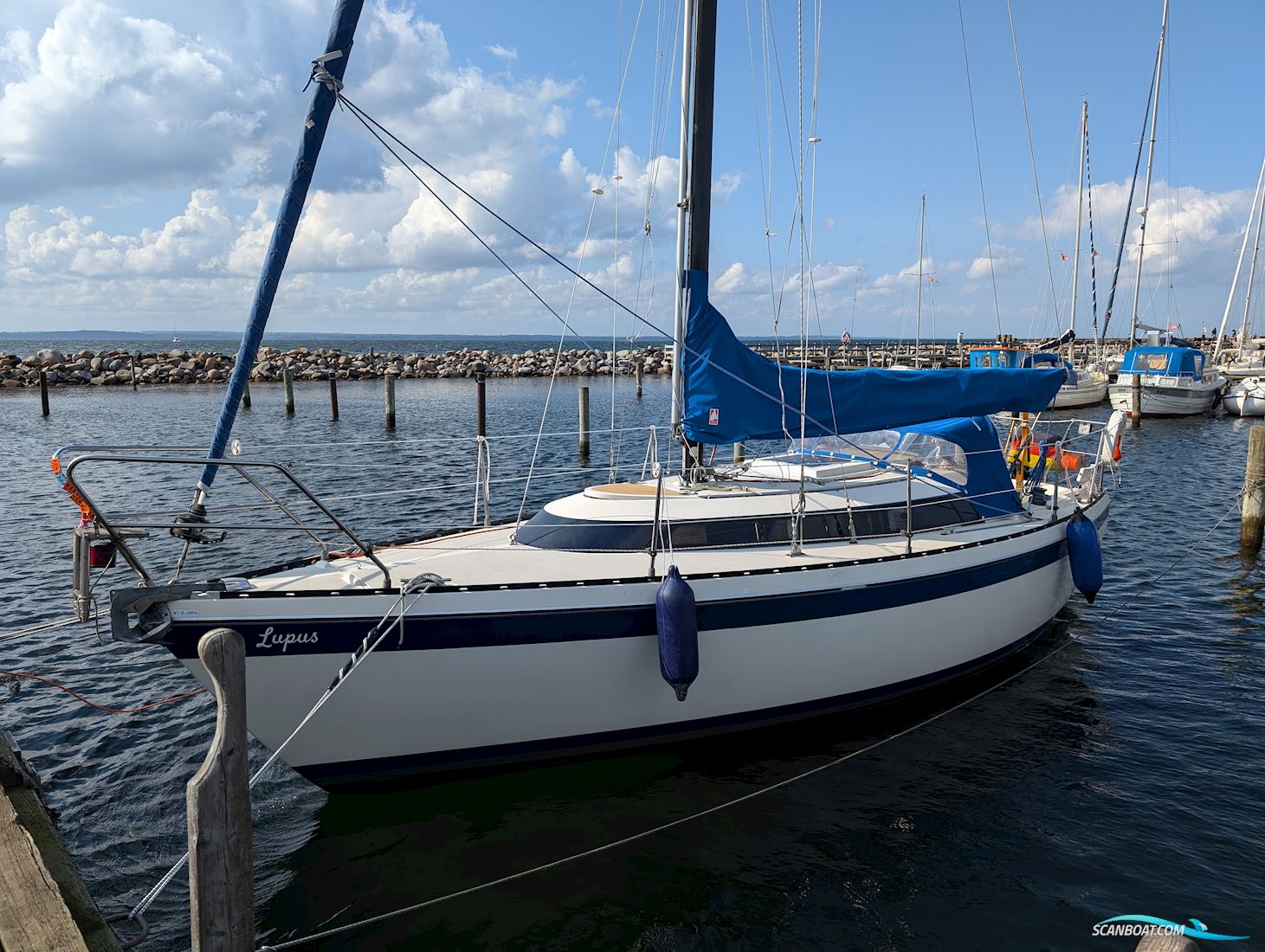 Friendship 28 Sailingboat 1985, with Volvo Penta 2002 engine, Germany