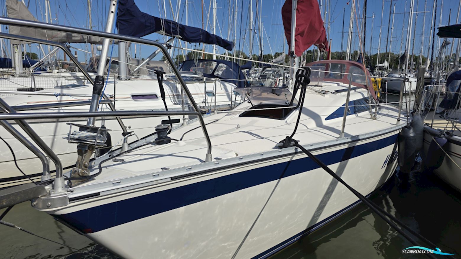Friendship 33 Sailingboat 1990, with Volvo Penta engine, The Netherlands