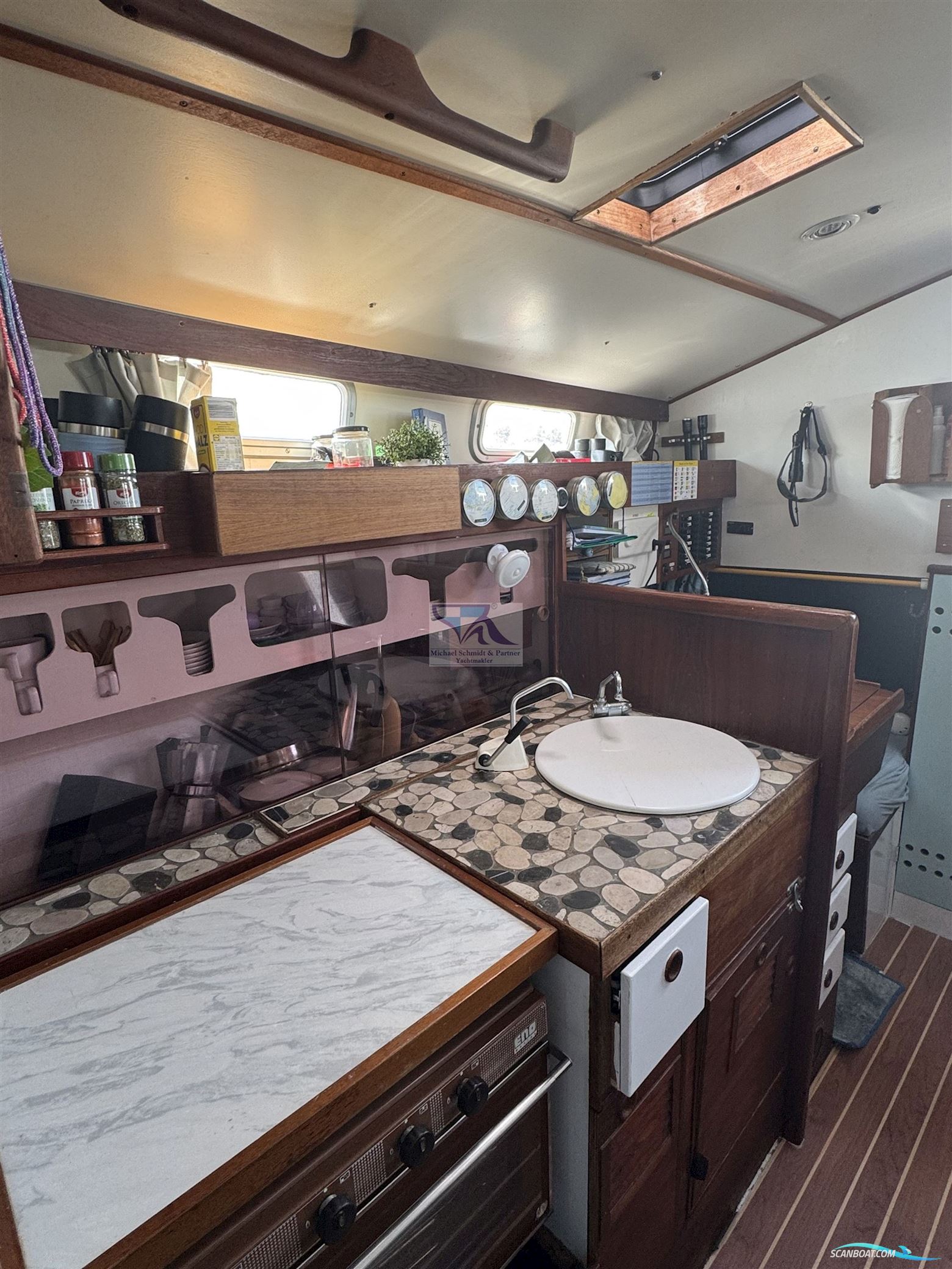 Genzel Werft Phantom 35