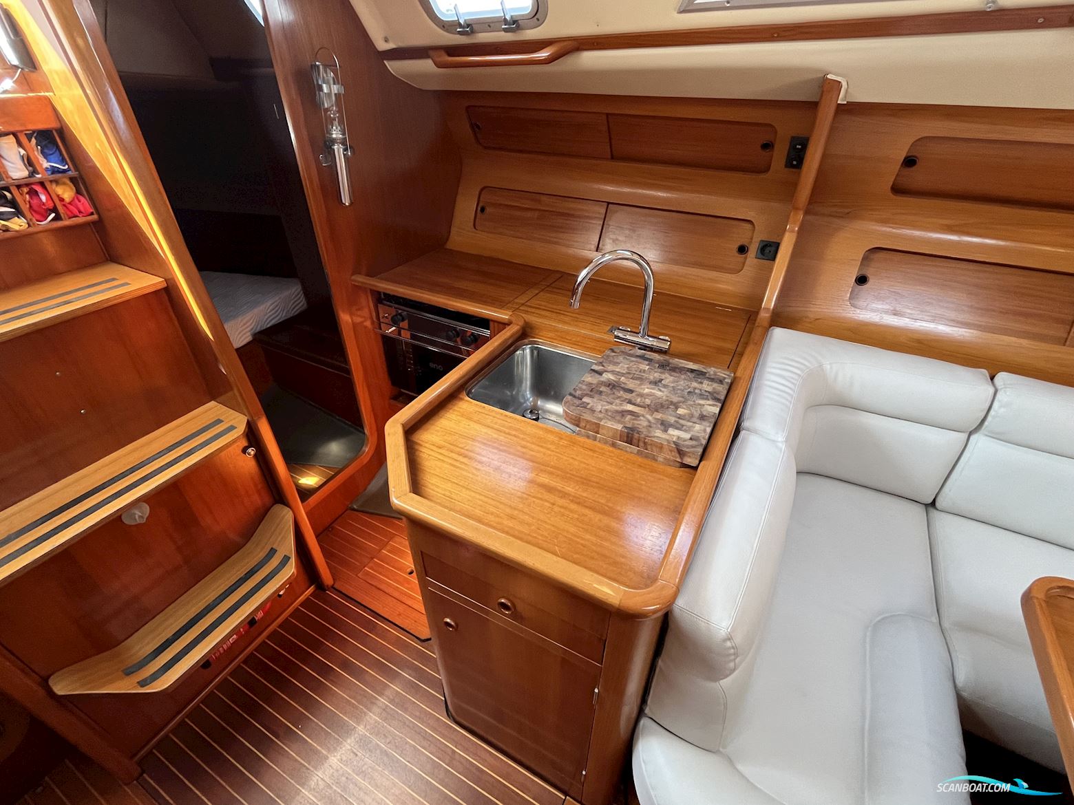 Grand Soleil 38