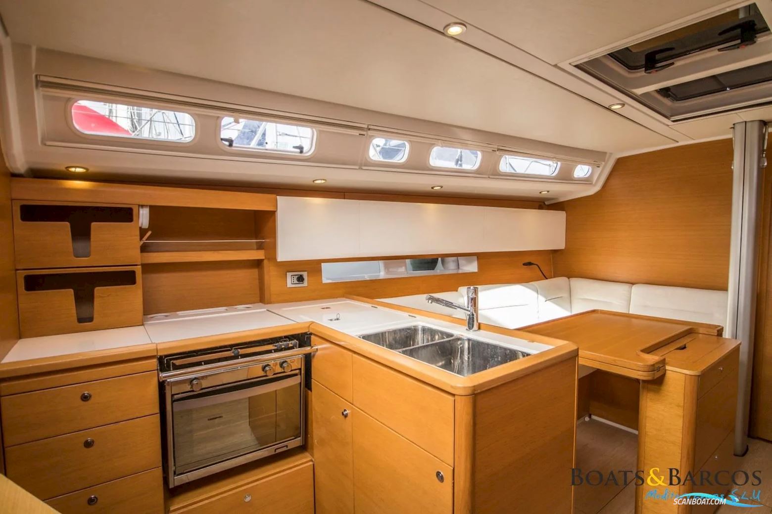 Grand Soleil 39
