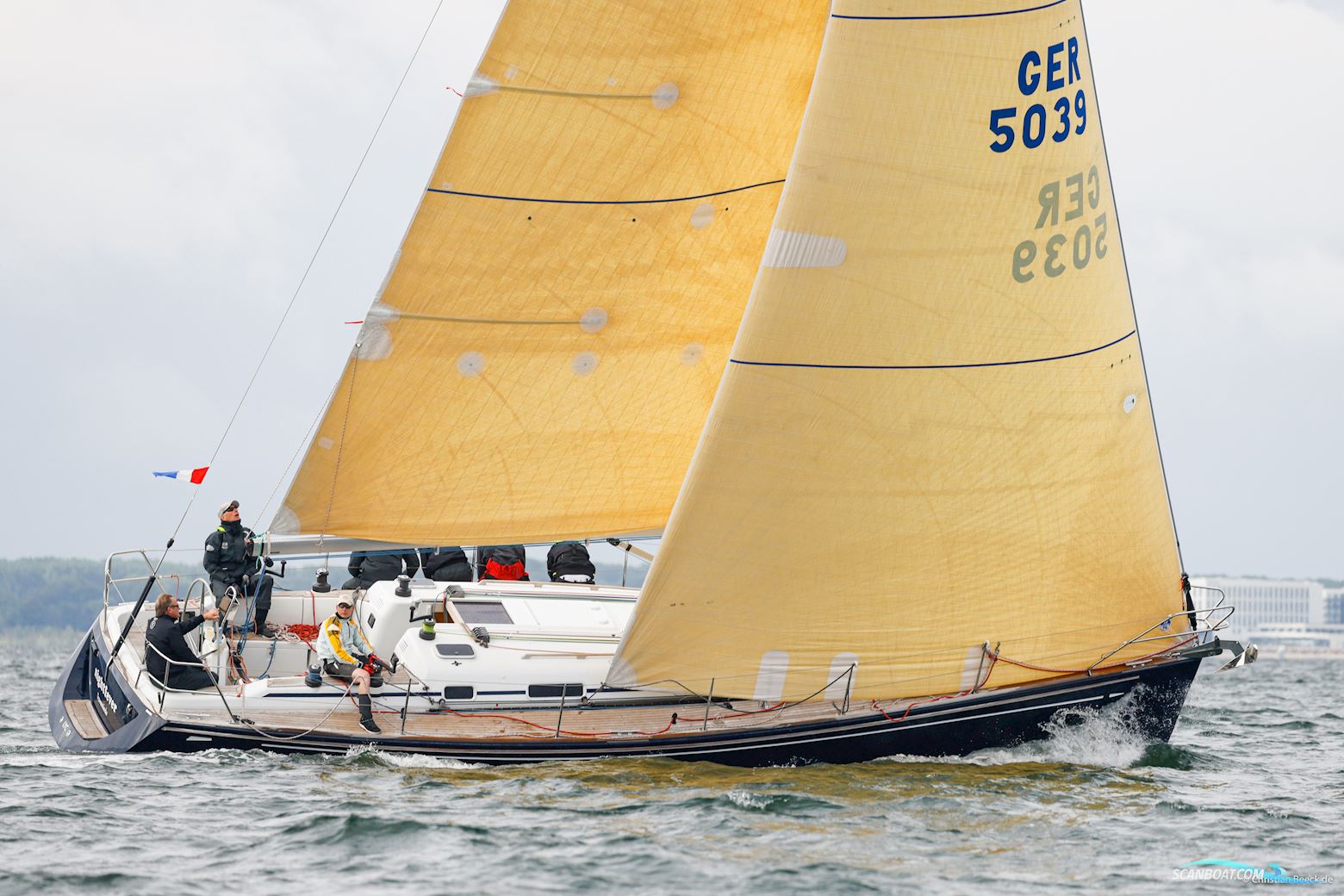 Grand Soleil 40