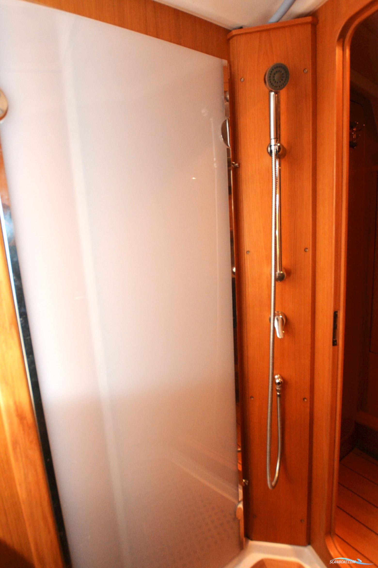 Grand Soleil 43