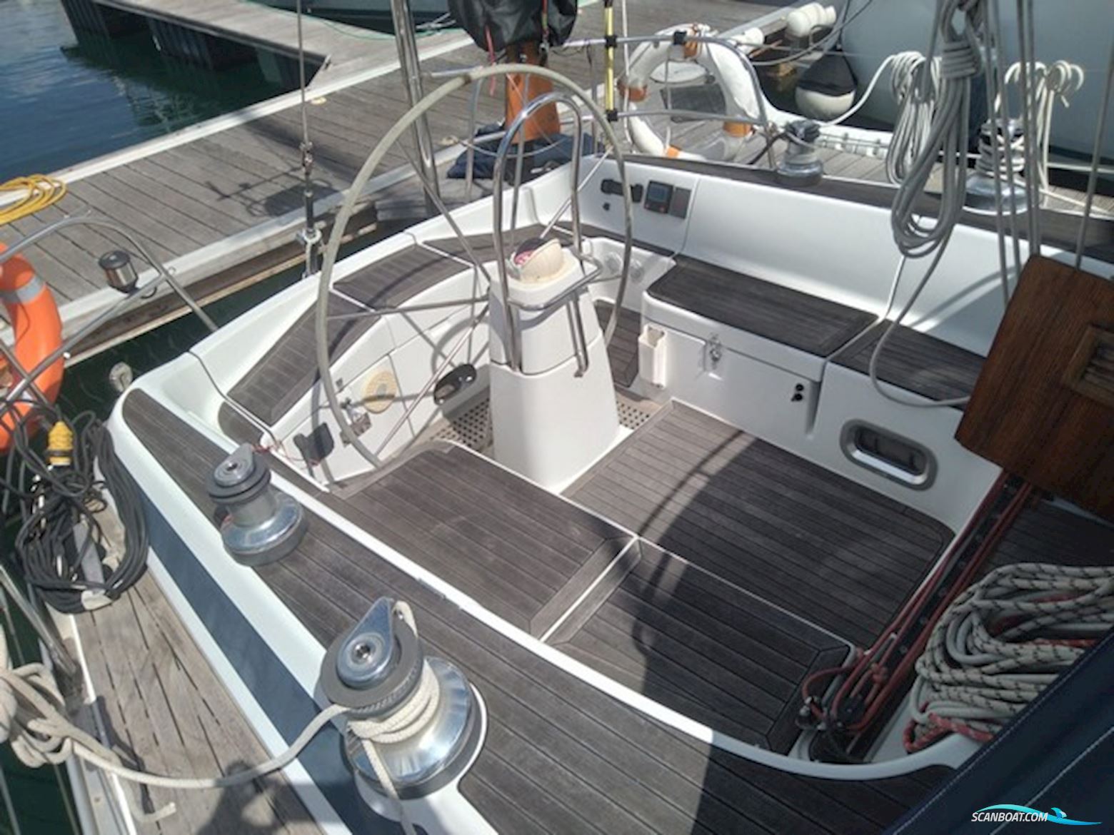 Grand Soleil 43
