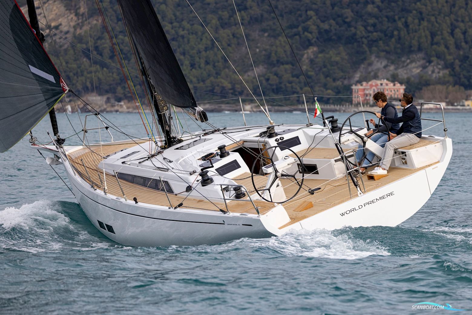Grand Soleil 44