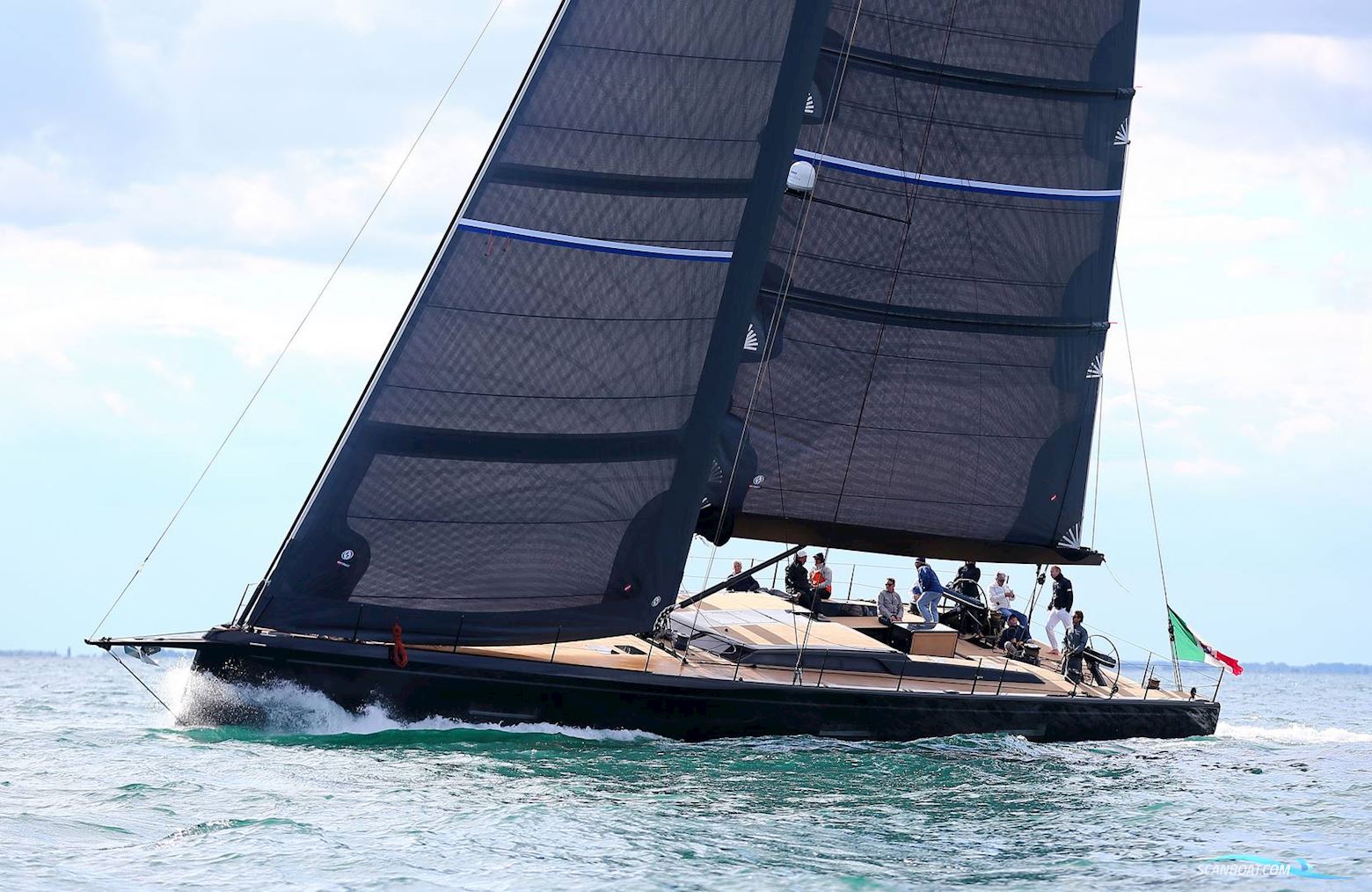 Grand Soleil 80