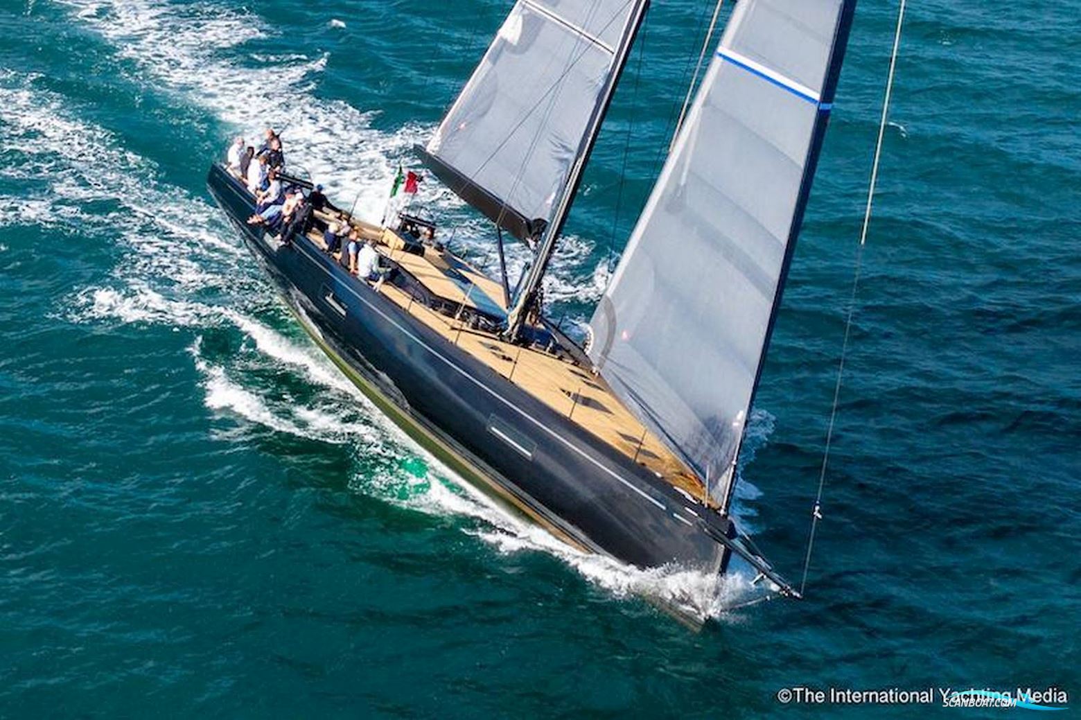 Grand Soleil 80