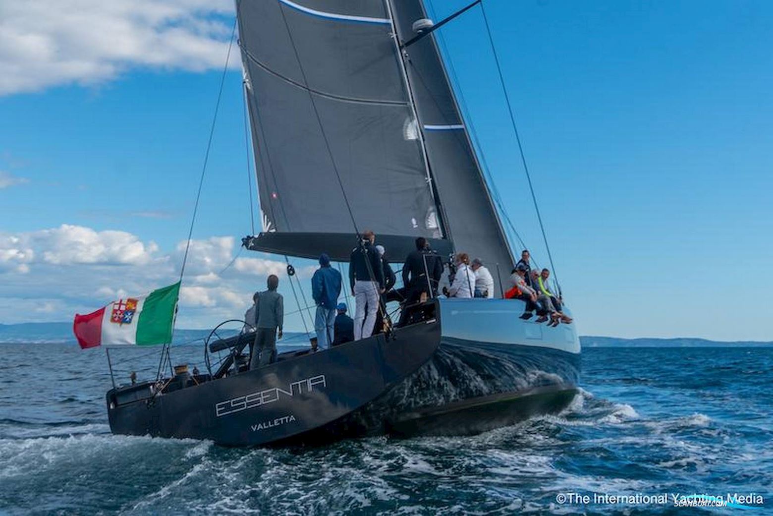 Grand Soleil 80