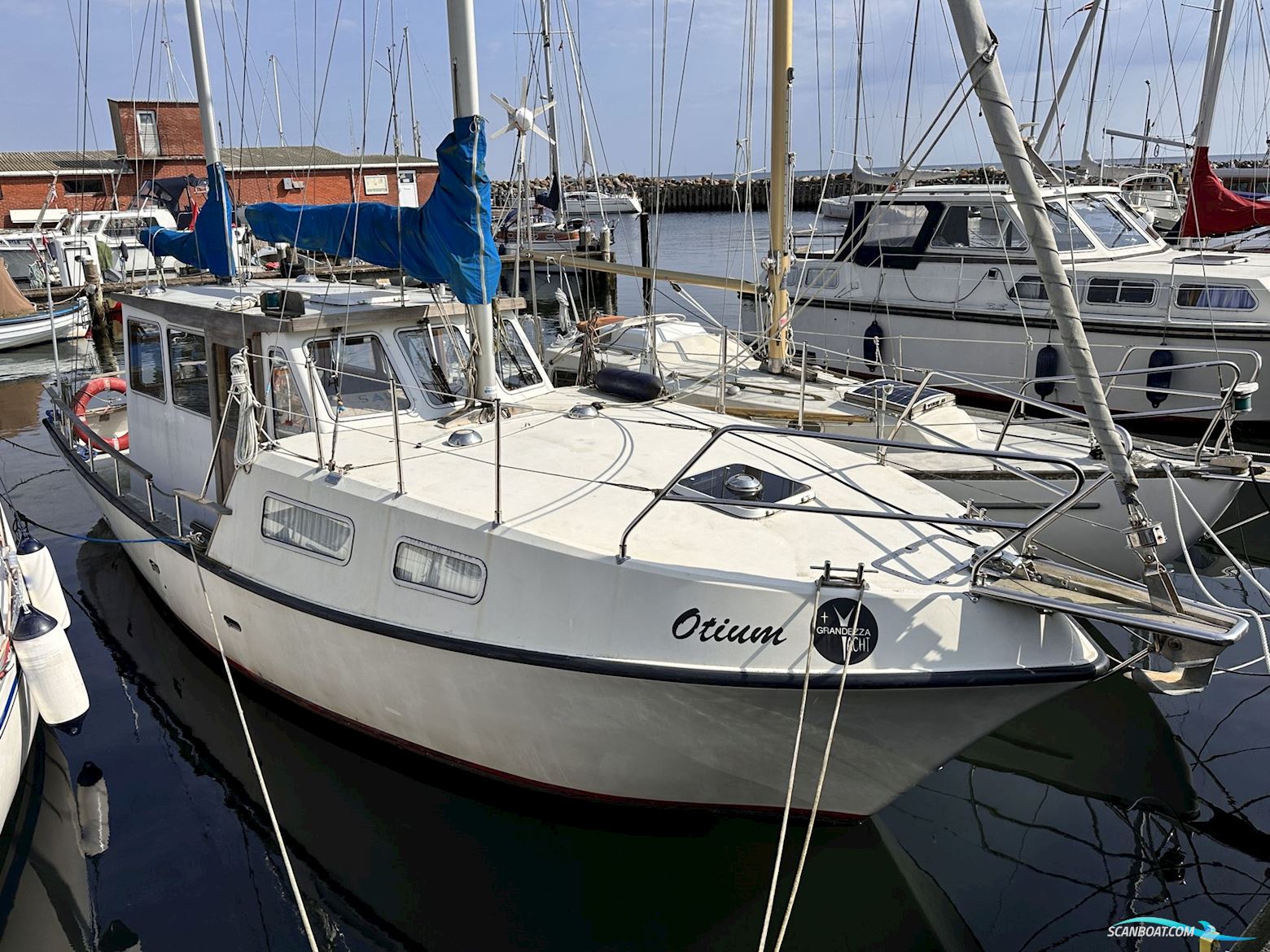 Grandezza Yacht 31 Sailingboat 1983, with Status-Marine P4,21 engine, Denmark