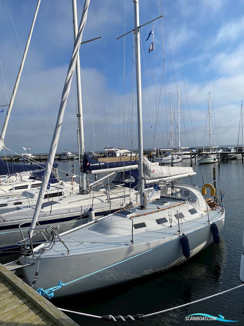 Grinde Sailingboat 1976, with Volvo Penta D1-20 engine, Denmark