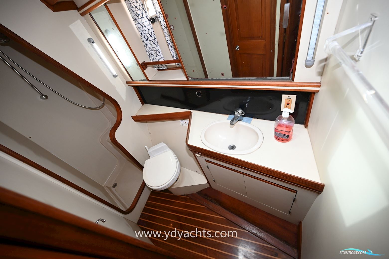 Gulfstar 54 Sailcruiser