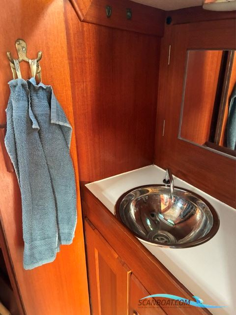 Hallberg Rassy 29
