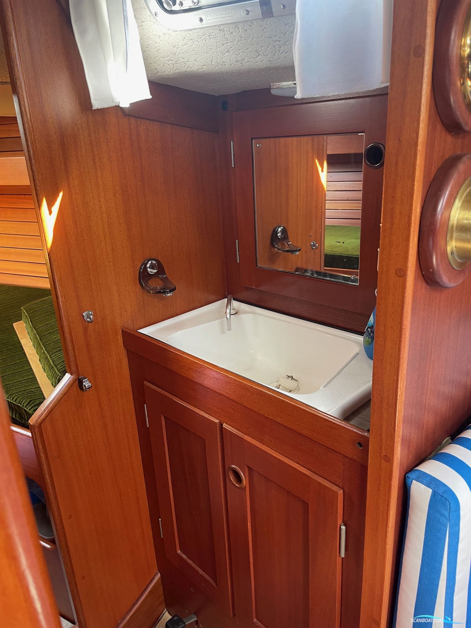 Hallberg-Rassy 29