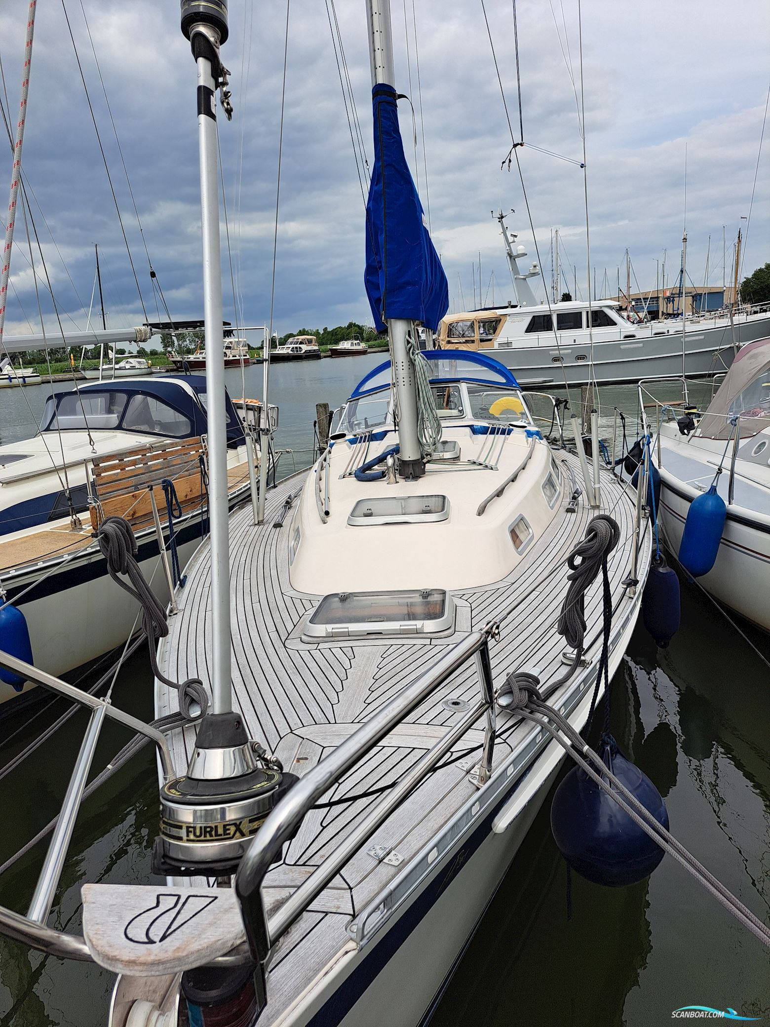 Hallberg-rassy 31