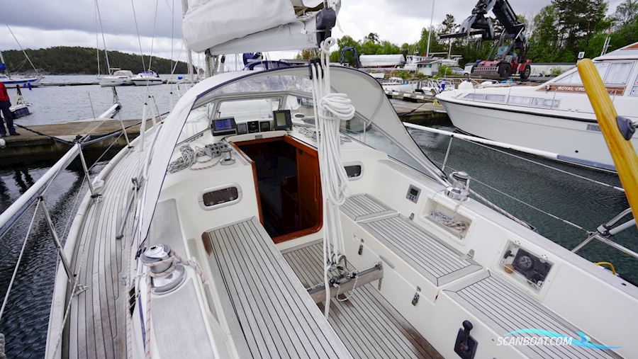 Hallberg-Rassy 34