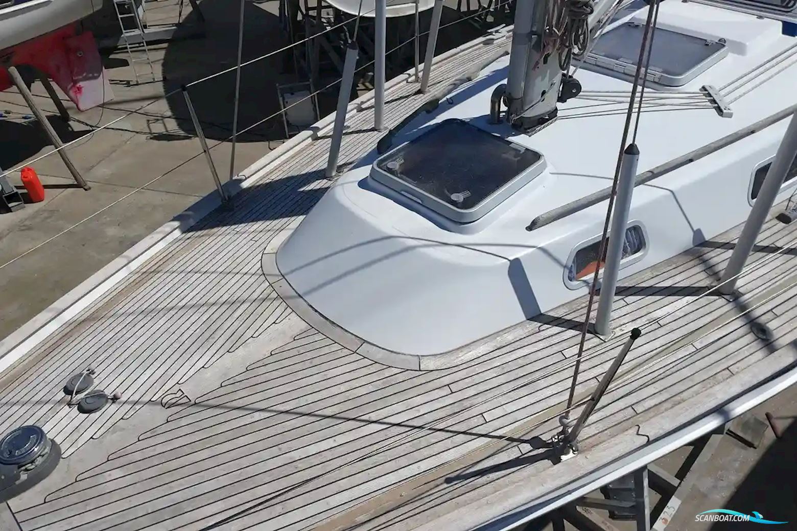 Hallberg-rassy 34
