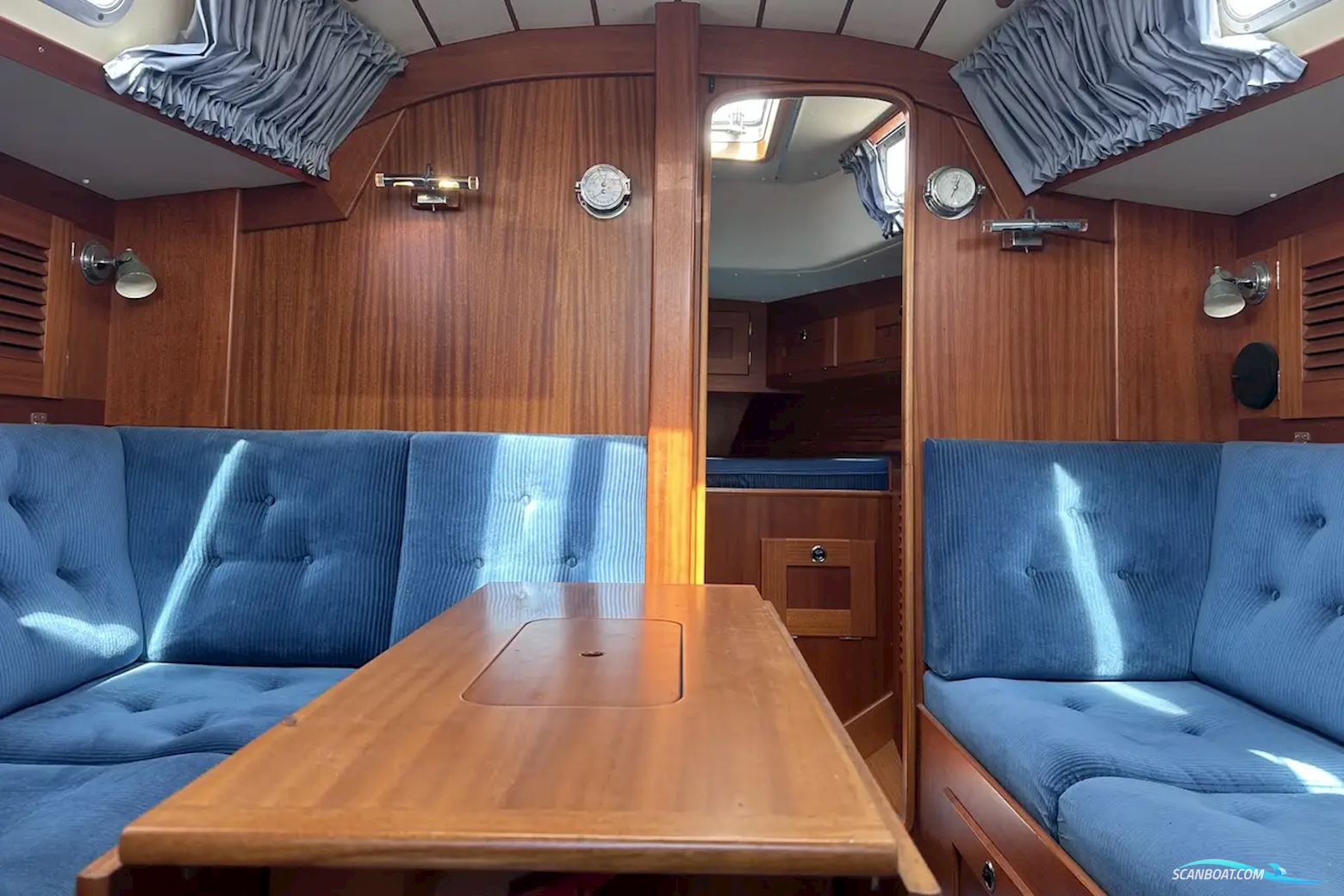 Hallberg-rassy 34
