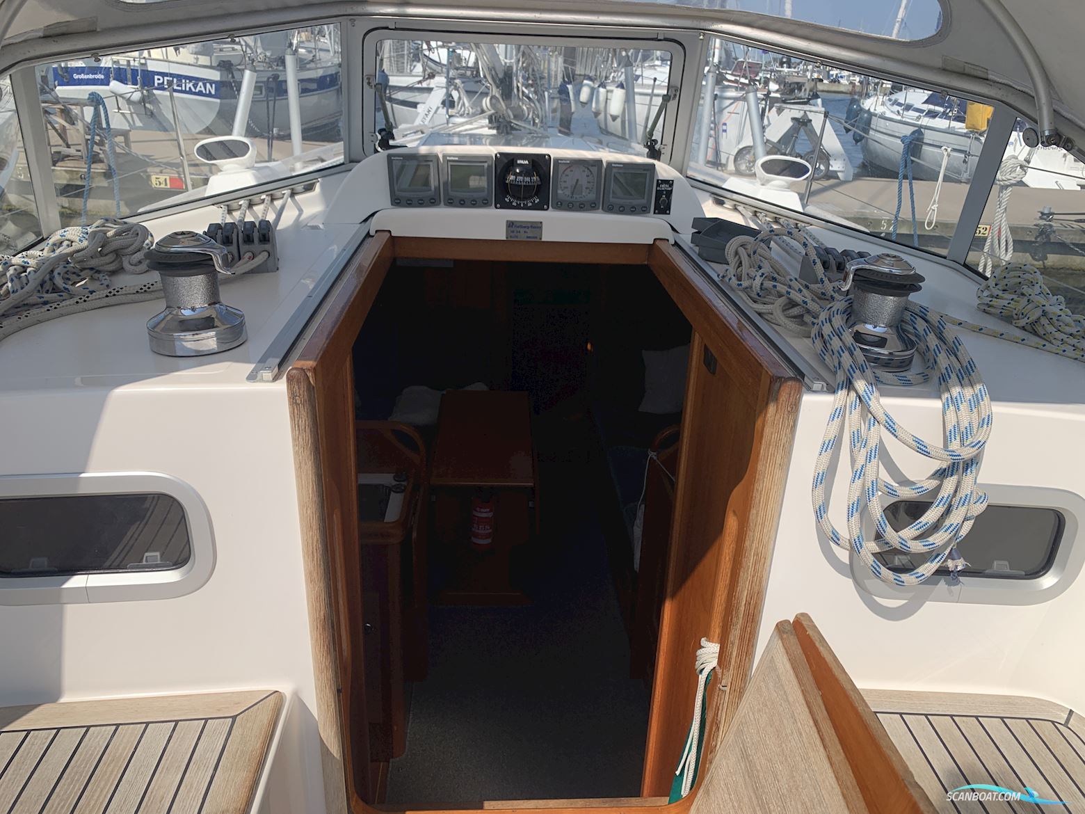 Hallberg-Rassy 34