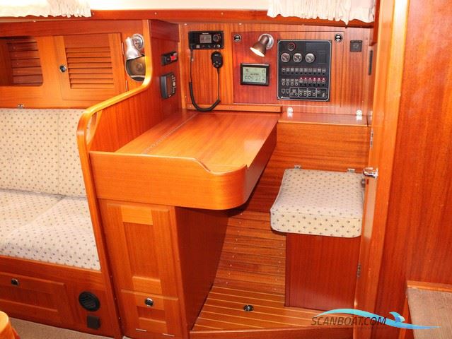 Hallberg Rassy 34