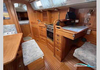 Hallberg-Rassy 34 Sailingboat 1991, with Beta Marine engine, United Kingdom