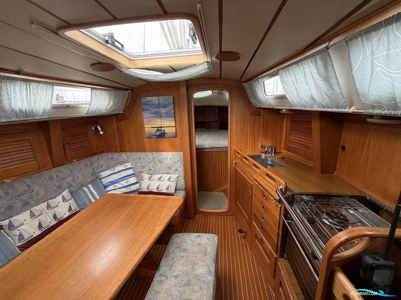 Hallberg-Rassy 34