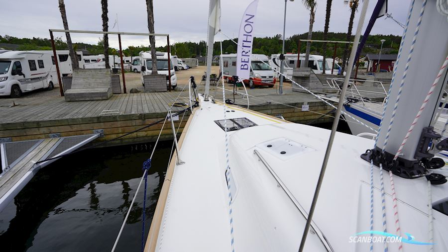 Hallberg-Rassy 340