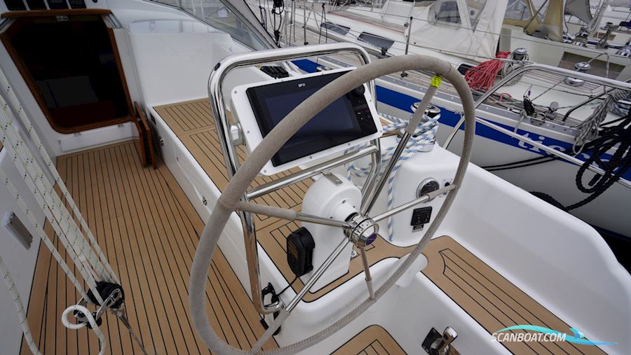 Hallberg-Rassy 340