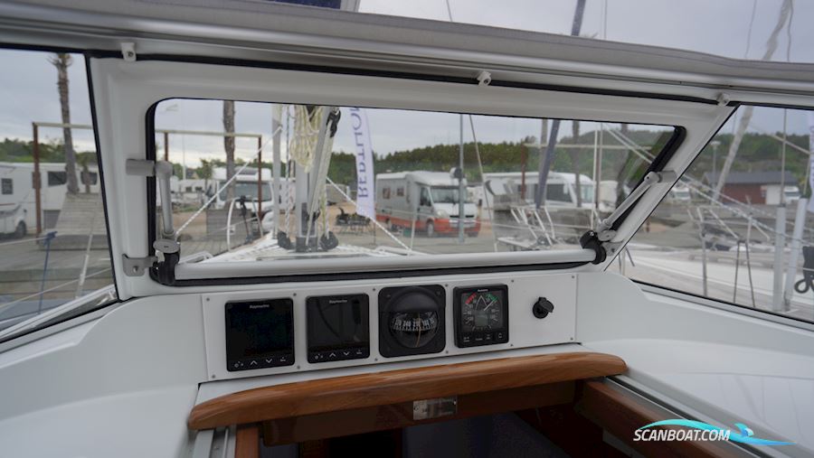 Hallberg-Rassy 340