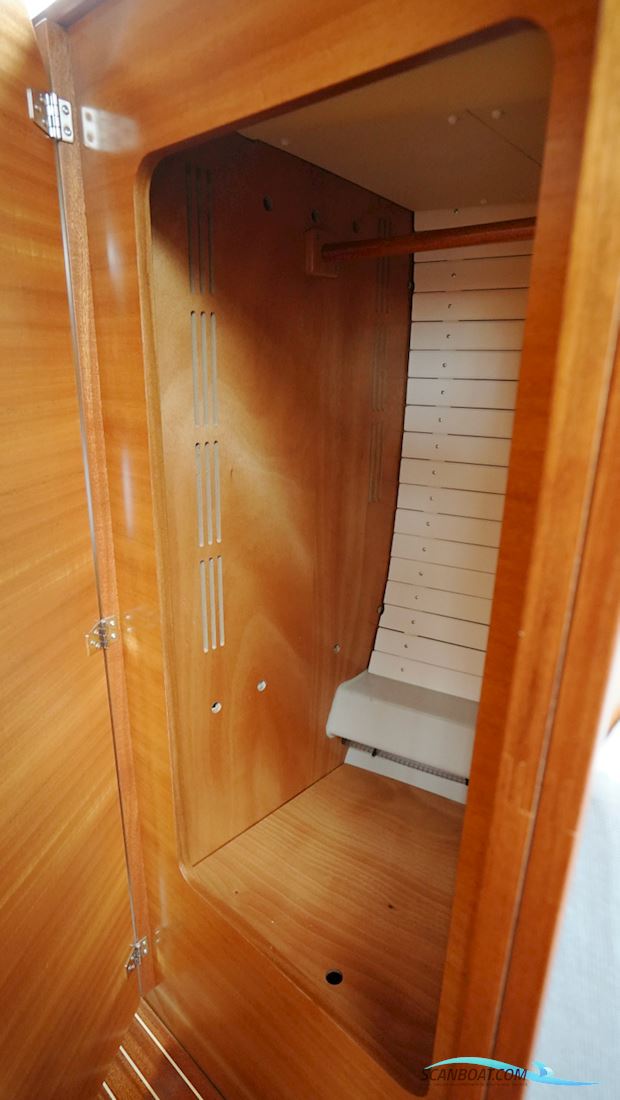 Hallberg-Rassy 340