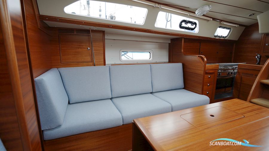 Hallberg-Rassy 340