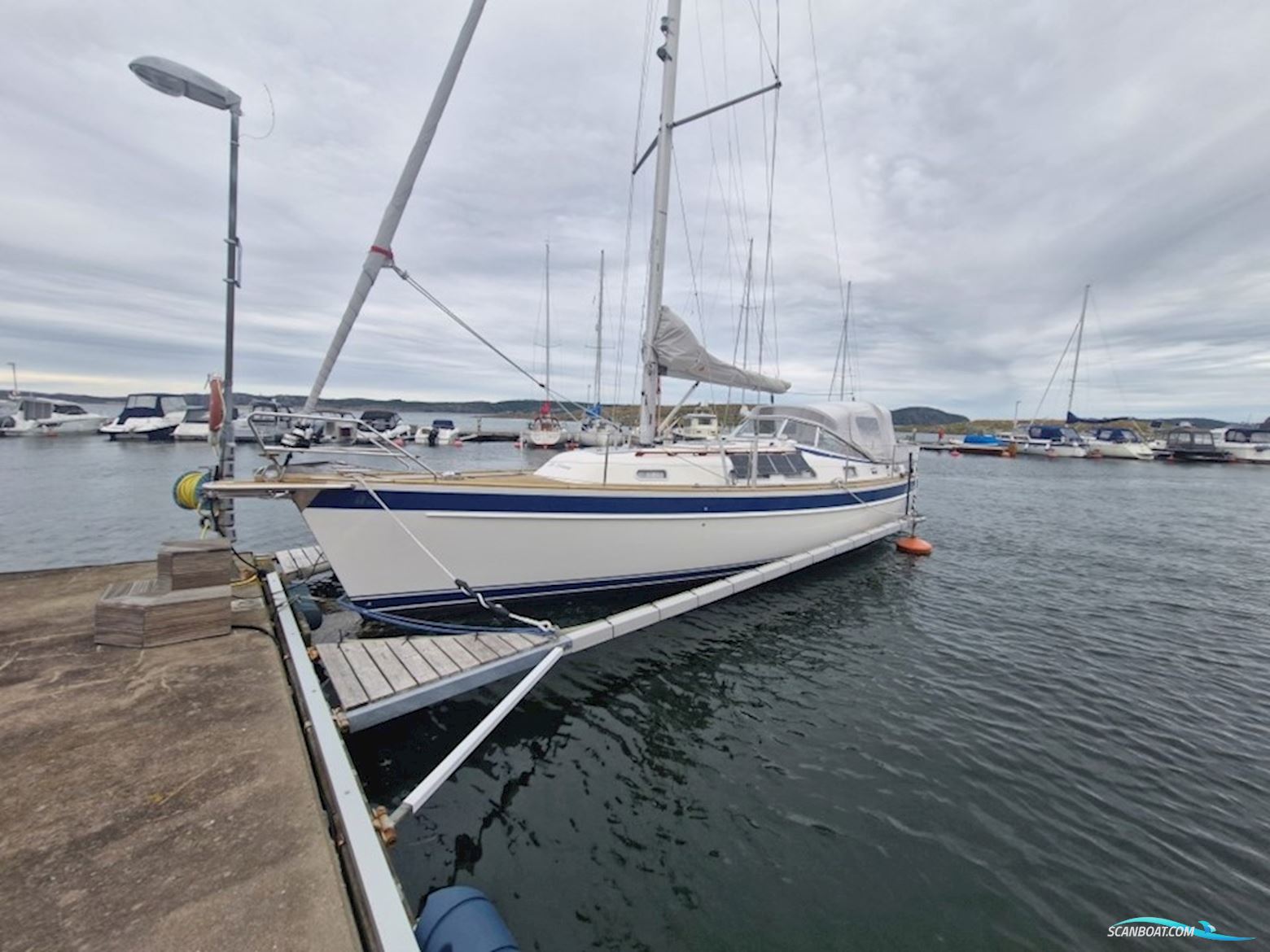 Hallberg-Rassy 342 Sailingboat 2009, with Volvo Penta D1-30 engine, Sweden