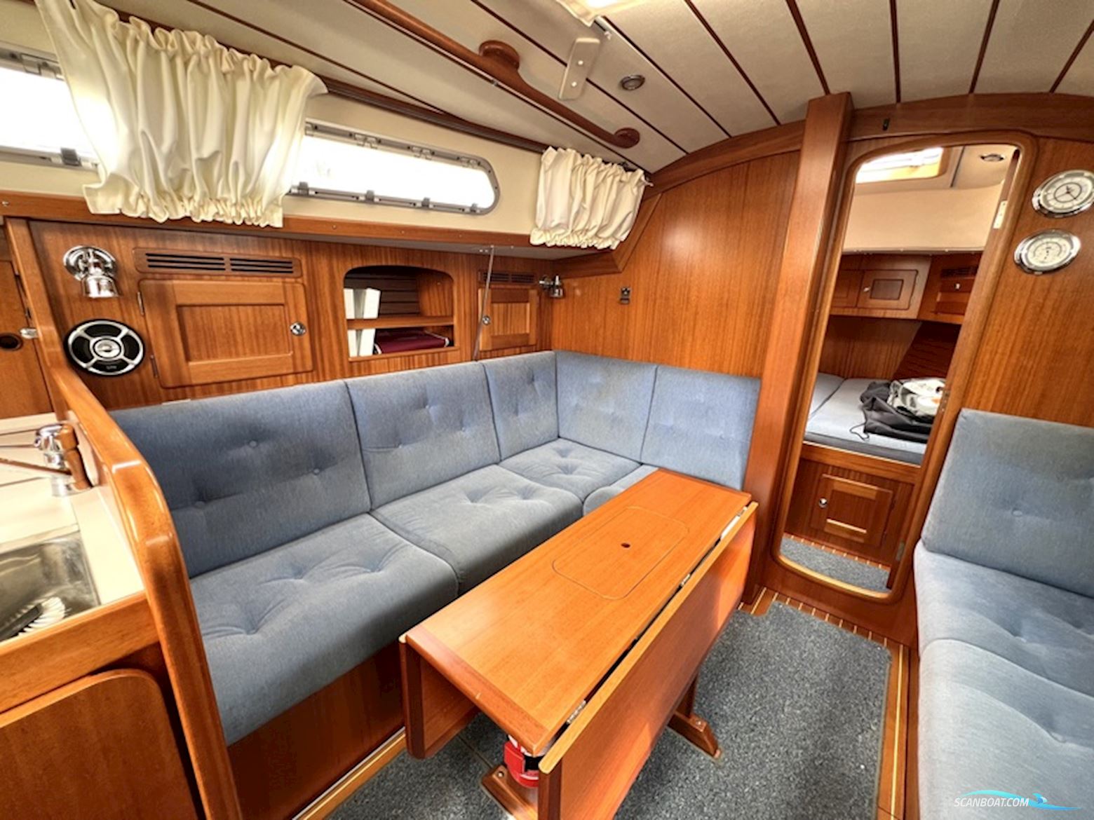 Hallberg Rassy 342