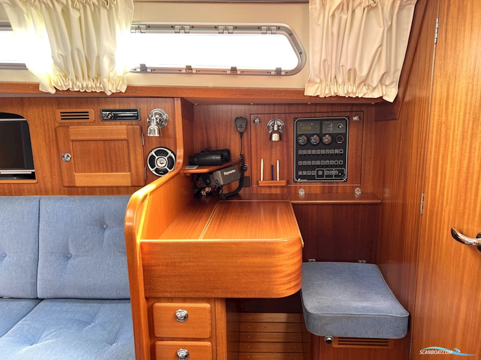 Hallberg Rassy 342