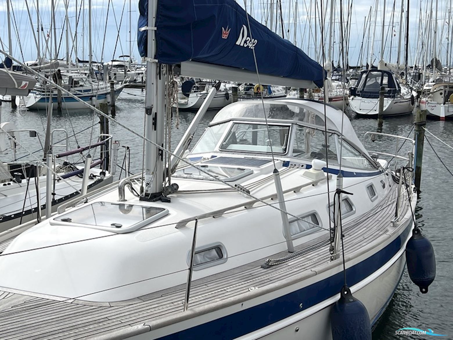 Hallberg Rassy 342