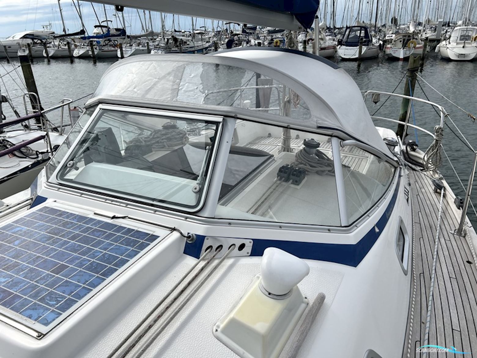 Hallberg Rassy 342