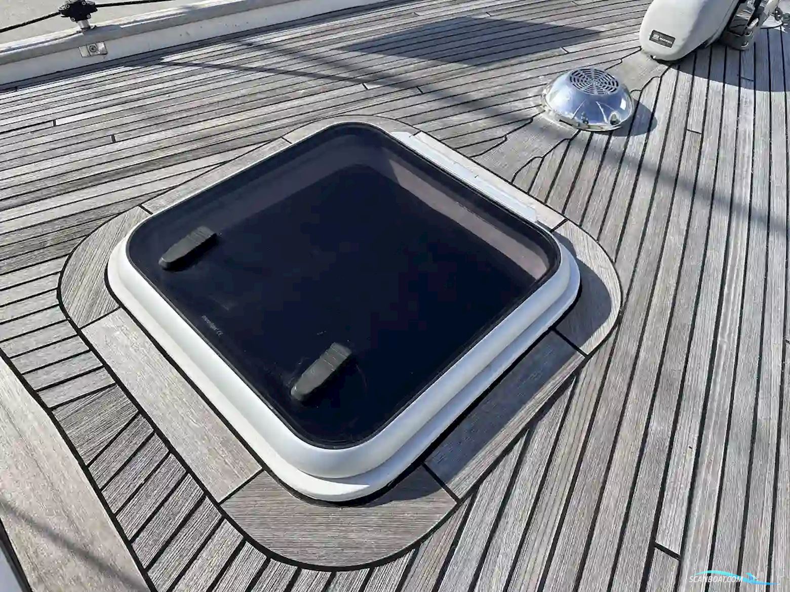 Hallberg-rassy 352