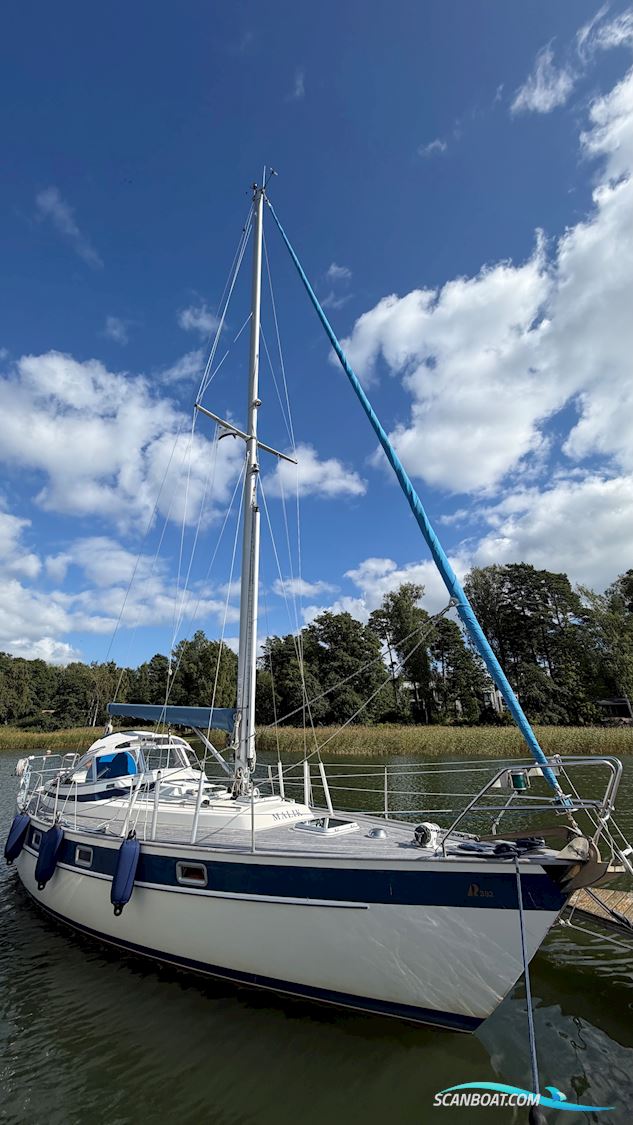 Hallberg-Rassy 352 Scandinavia
