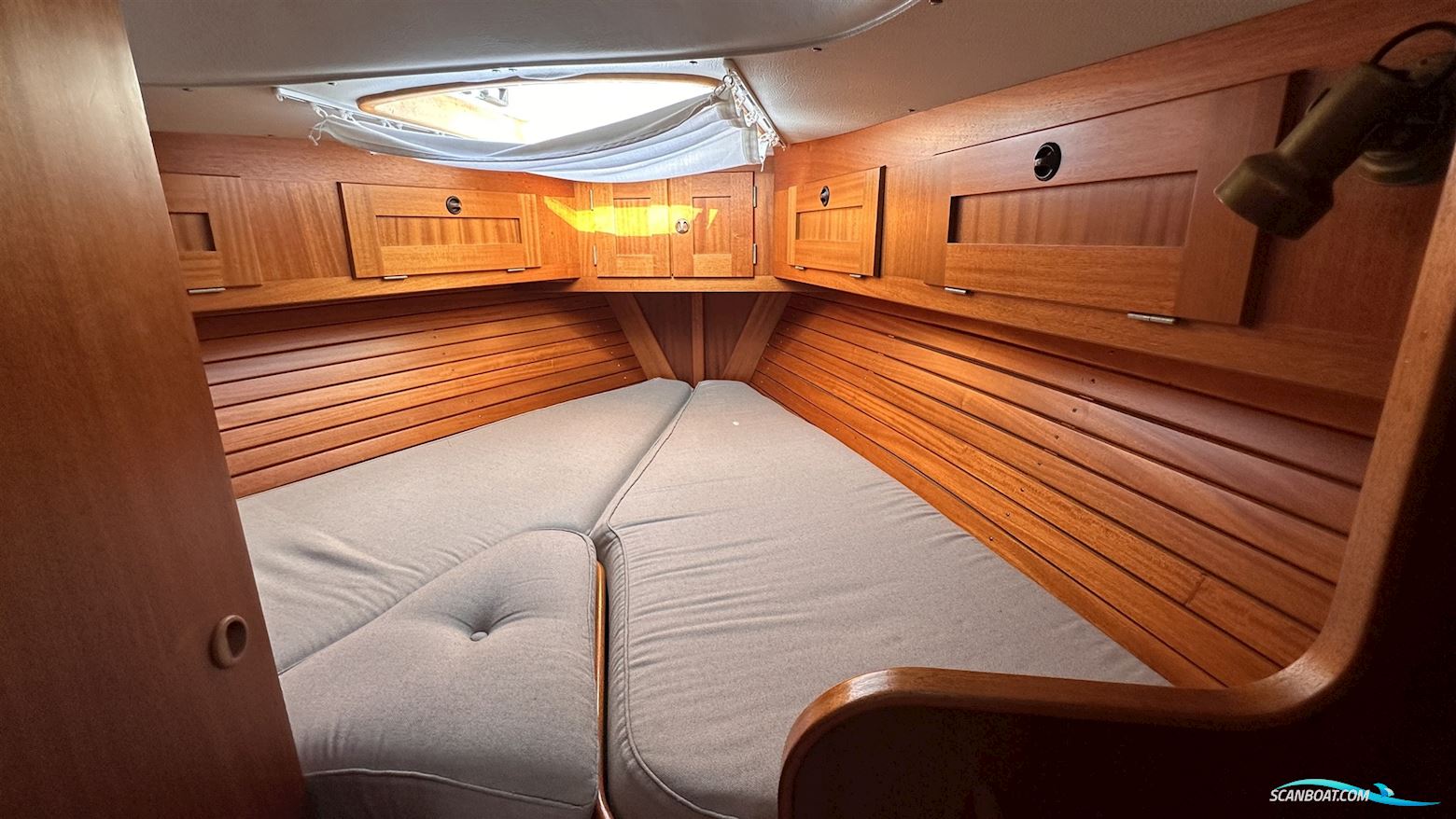 Hallberg Rassy 36 MK I
