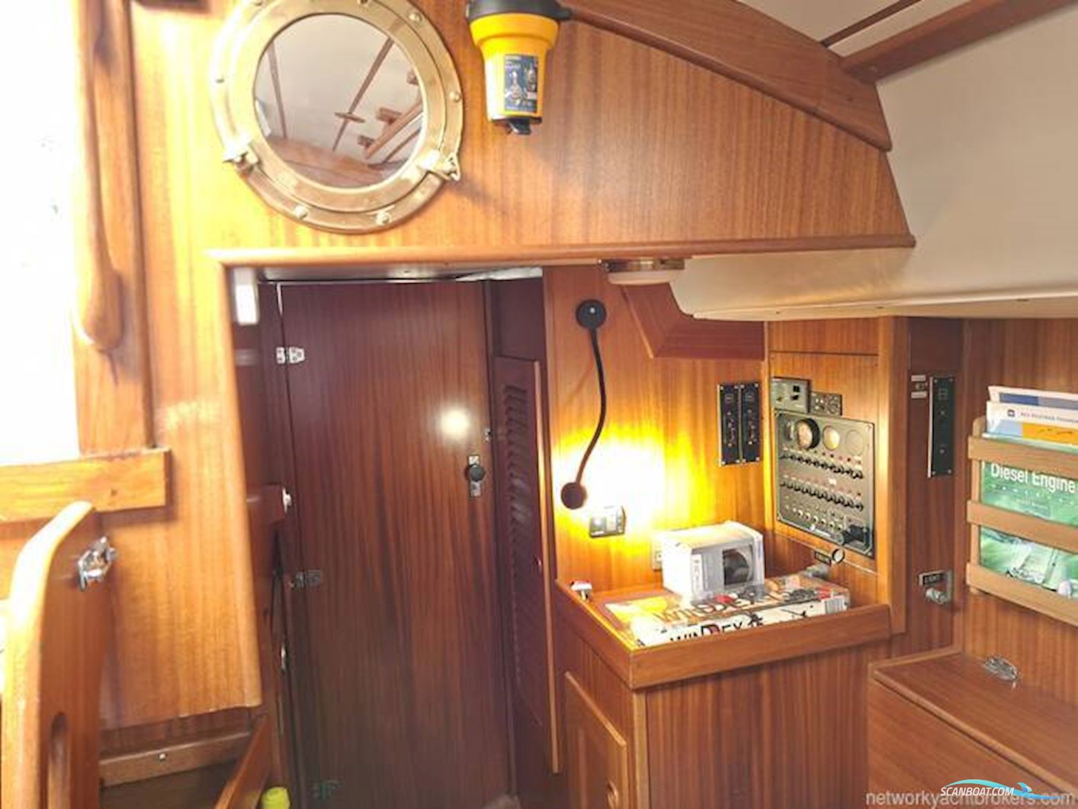 Hallberg Rassy 36