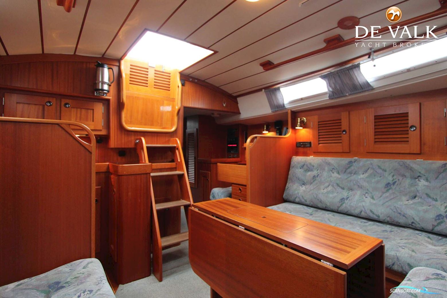 Hallberg Rassy 36