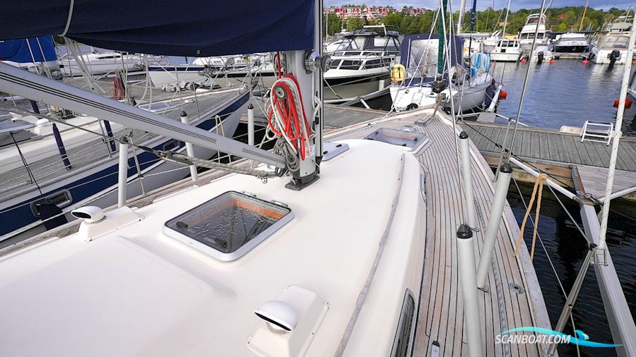 Hallberg-Rassy 36