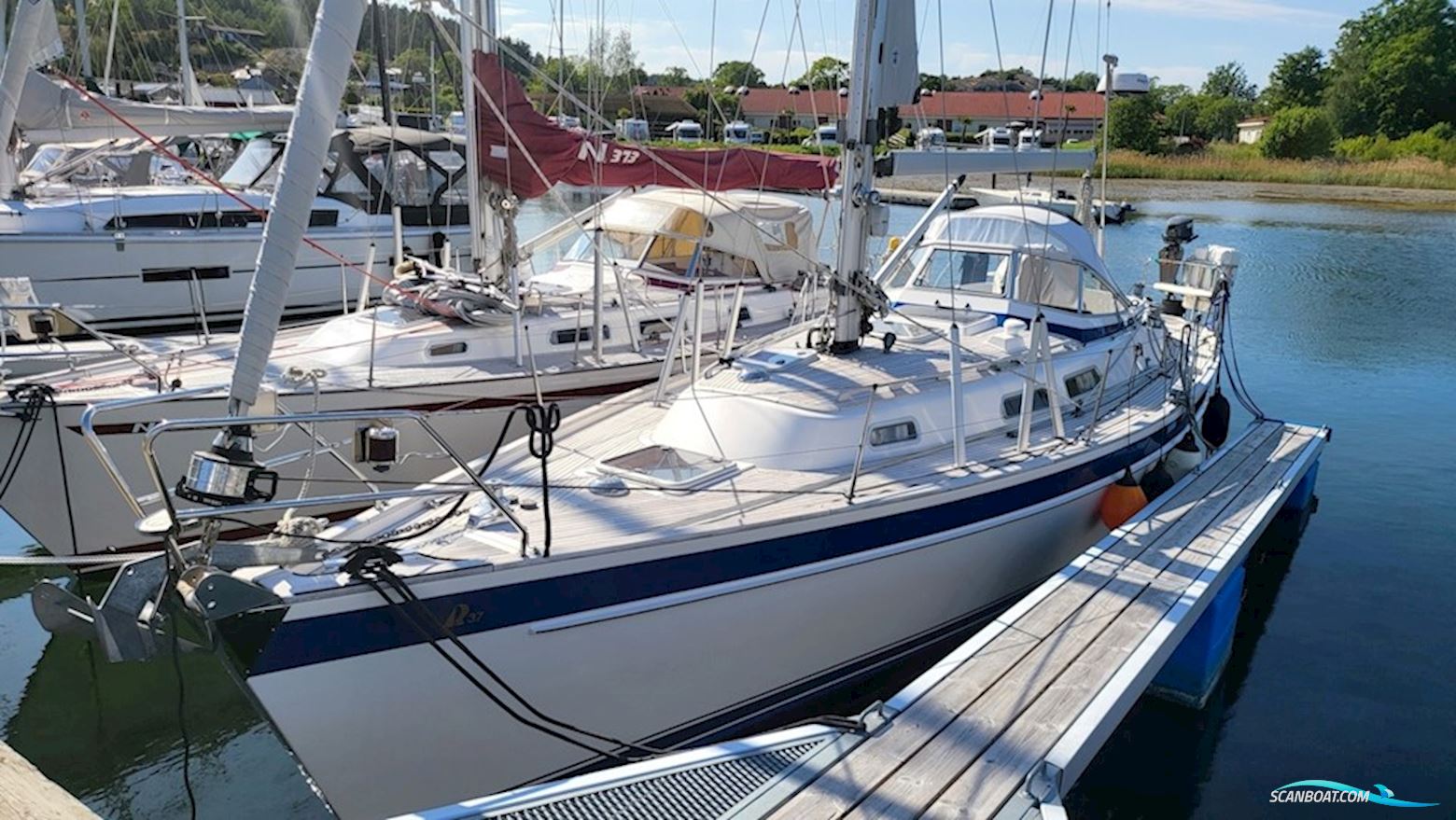 Hallberg-Rassy 37 Sailingboat 2004, with Volvo Penta D2-55 engine, Sweden