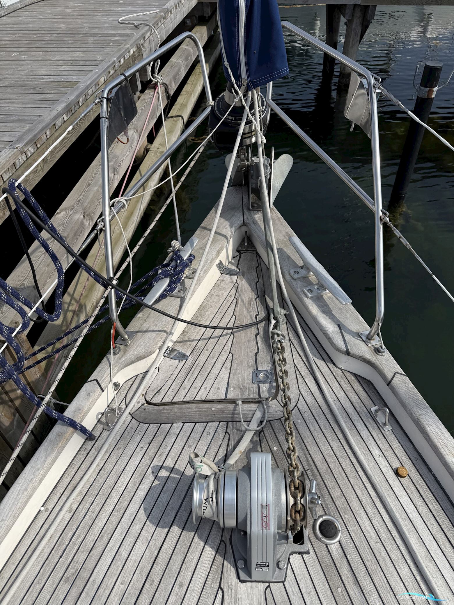 Hallberg Rassy 38, Forårspris 450.000,-